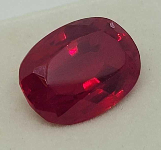 Red Ruby oval cut gemstone 15.43ct beautiful