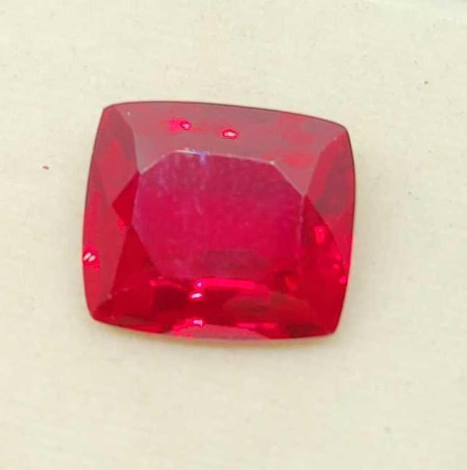 Red ruby princess cut Gemstone 15.60ct
