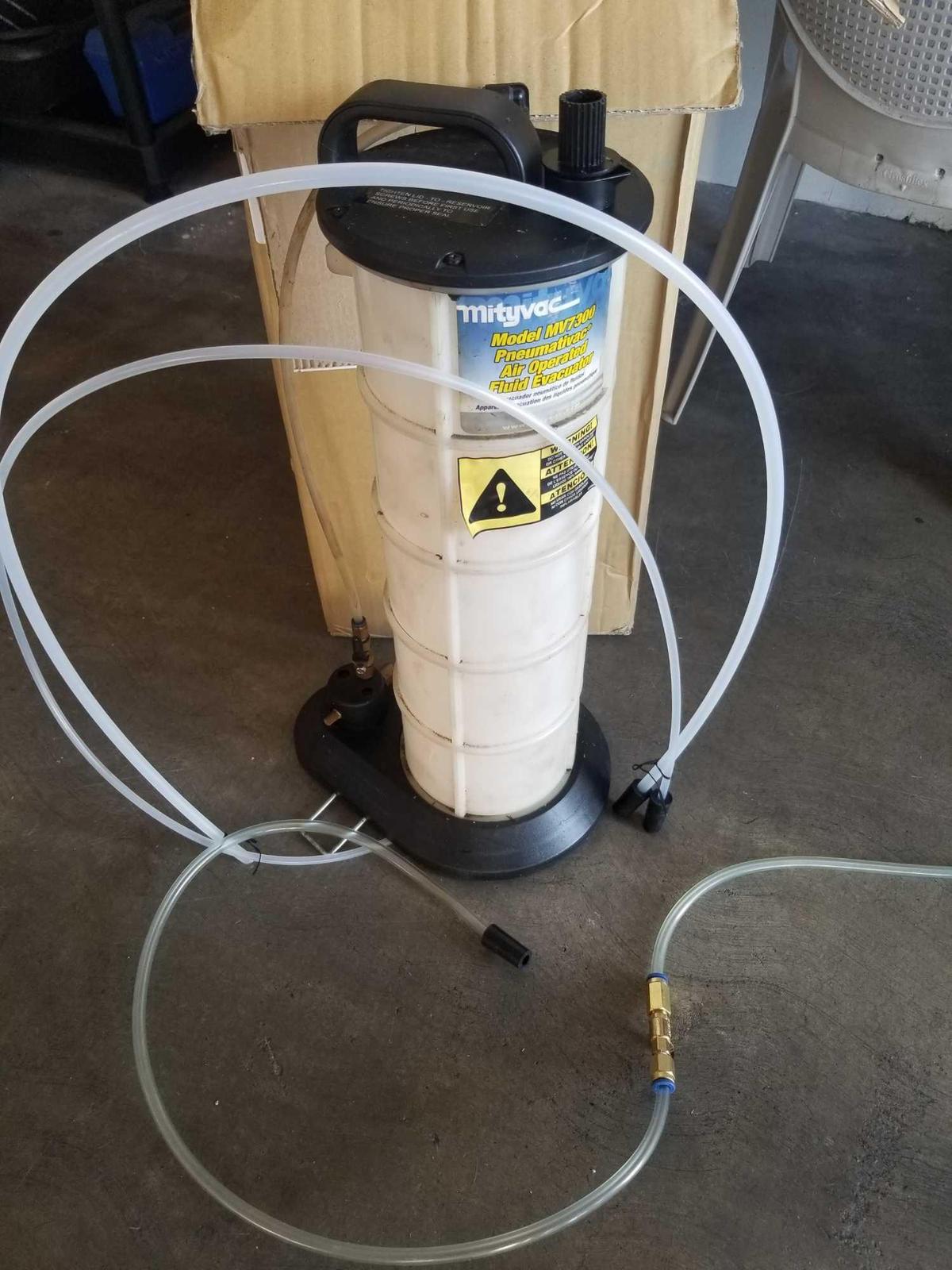 Pneumativac Air Operated Fluid Evacuator