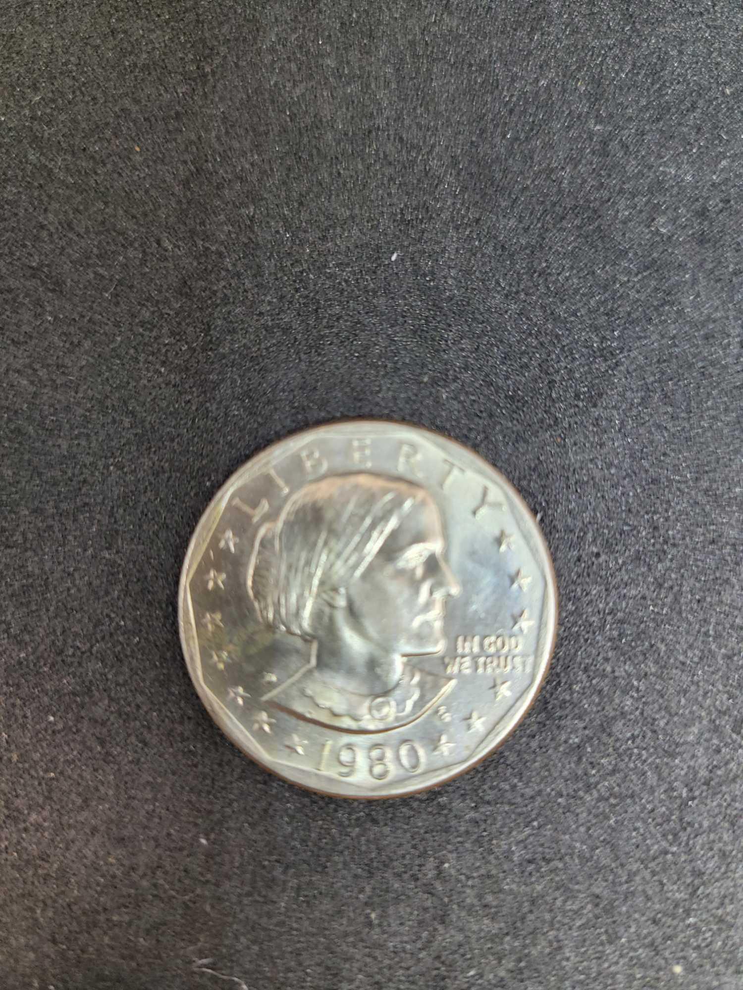 Dollar coins 1977 Eisenhower & 1980 Susan B 2 coins