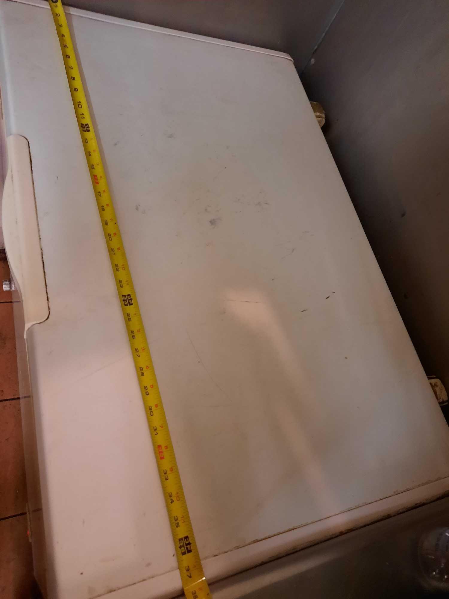 Magic Chef Freezer Tested Works 3ft Tall