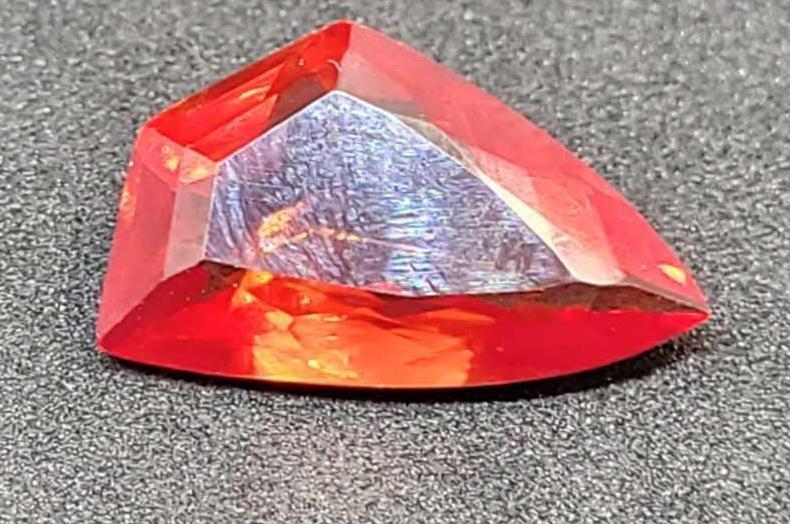 Orange Sapphire 8.30ct Gem Stone Beautiful Arrowhead Cut