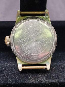 WWII Elgin Army Air Corps Pilot's Wristwatch authentic, runs, needs service