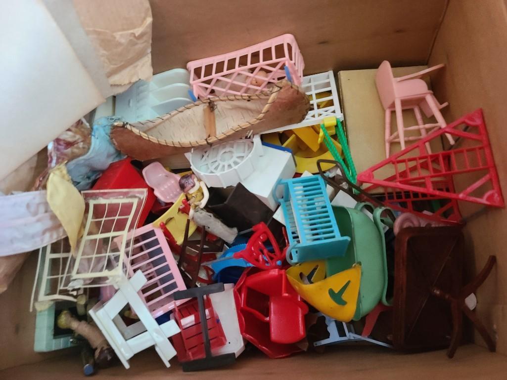 10x20 storage unit Stored from real estate sale. Owner passed 1930s 1940s 1950s Dolls Collectibles