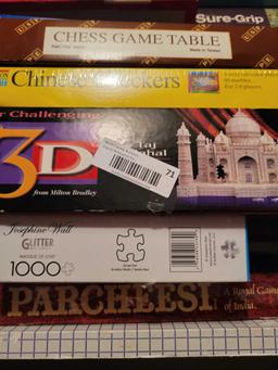 Games and puzzles. Parcheesi checkers chess uno and more