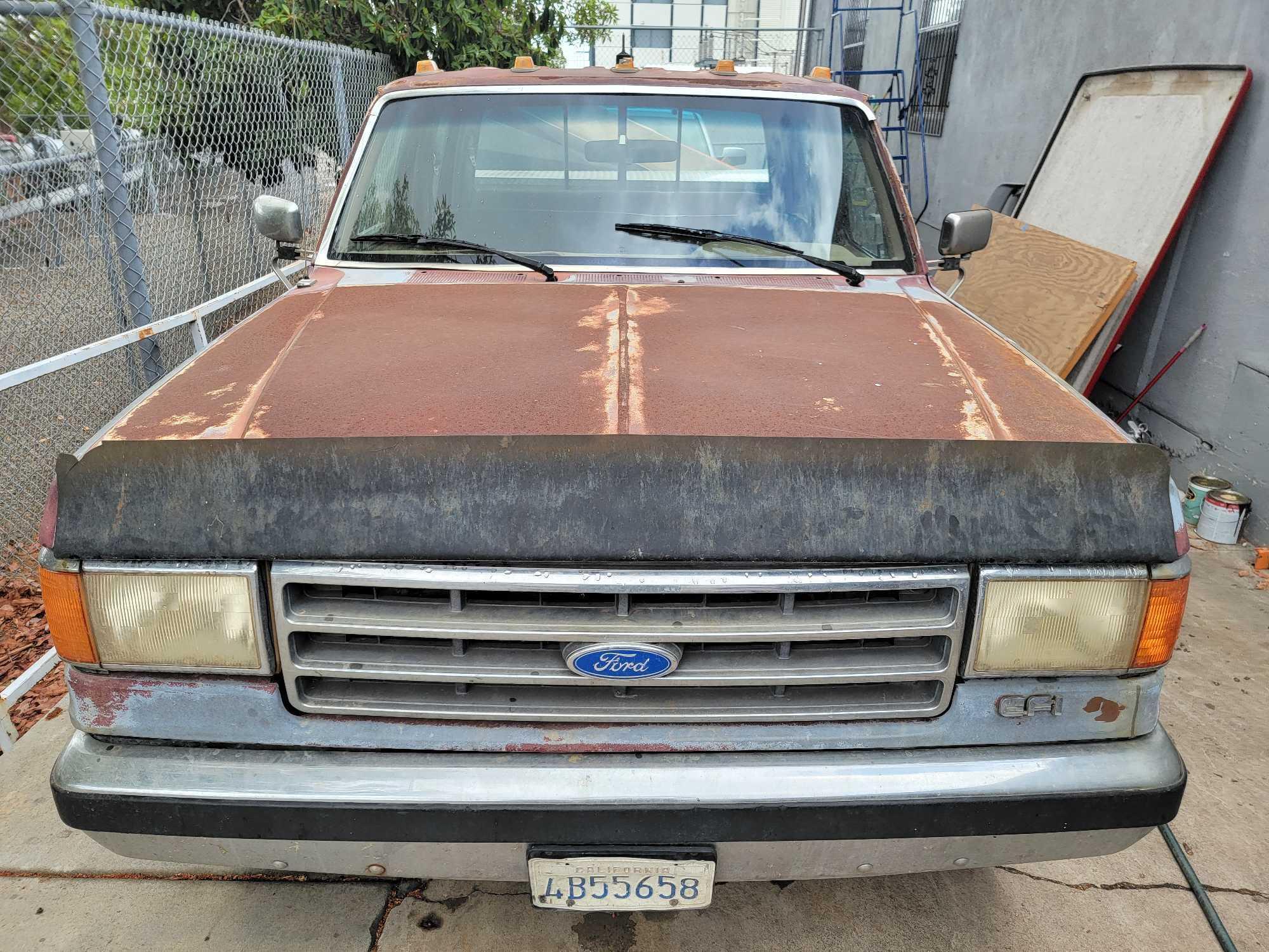 Running 1990 Ford F350 XLT Lariat Dually - Clean CA Title VIN 2FTJW35G7LCA51308