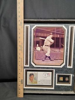 New York Yankees Joe DiMaggio Framed photo pins and stamped card