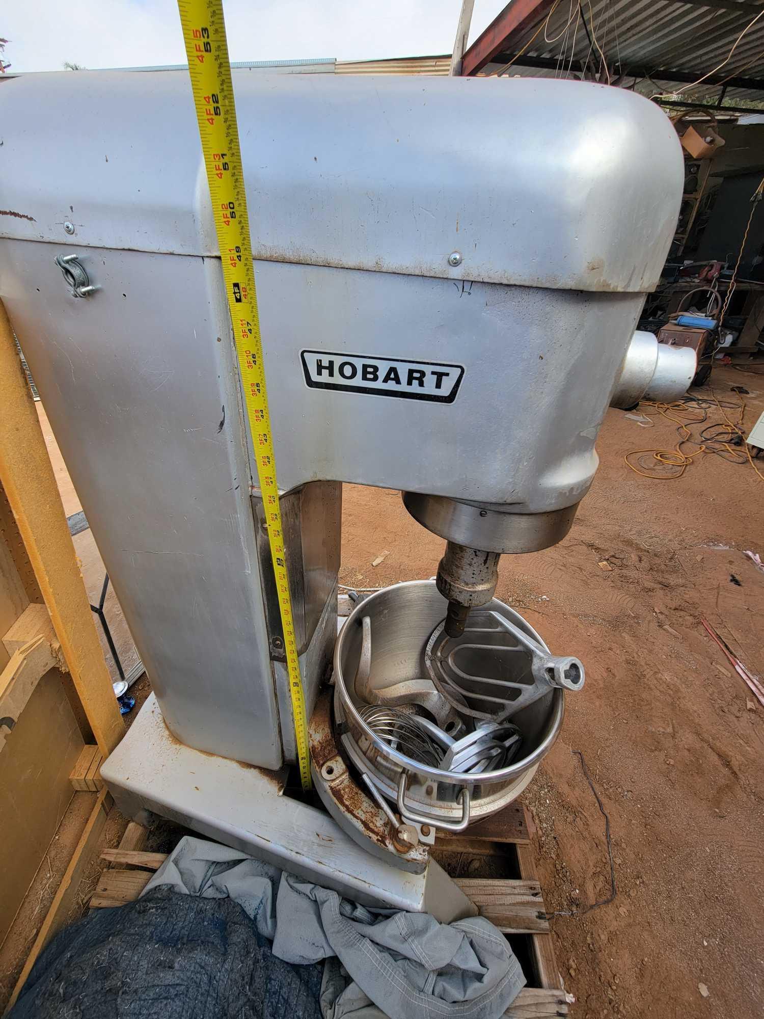 Hobart H600 Commercial 60-Quart Dough Mixer w/ Attachments