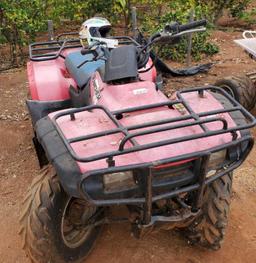 Hond Ranger ES quad w/ Riding Helmet