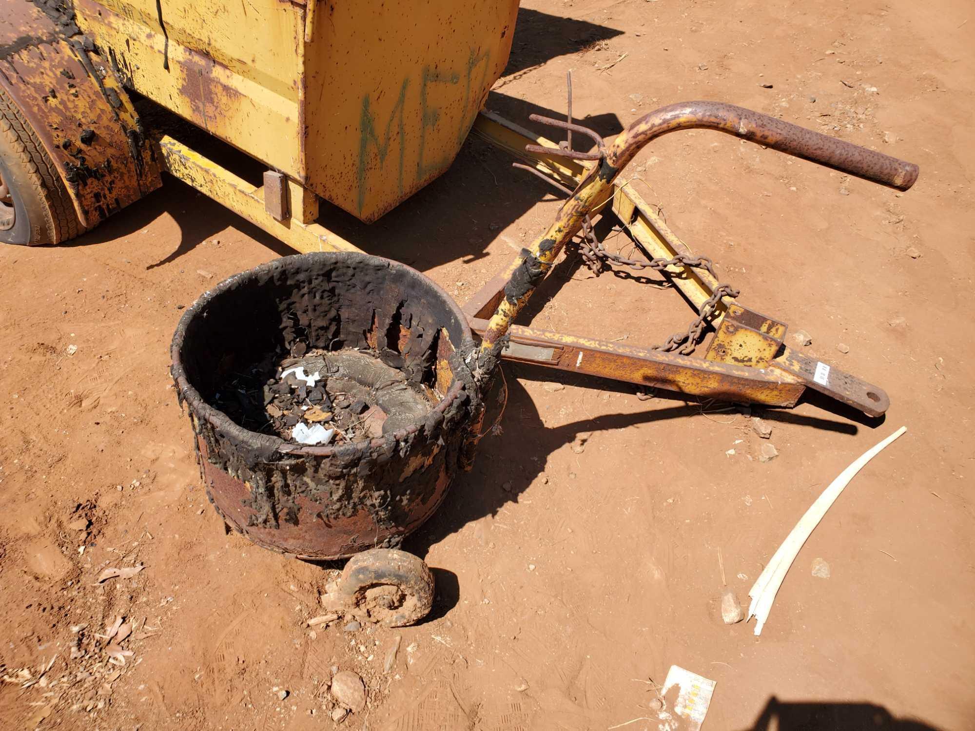 Hot Roofing Tar Trailer w/ Rolling Bucket