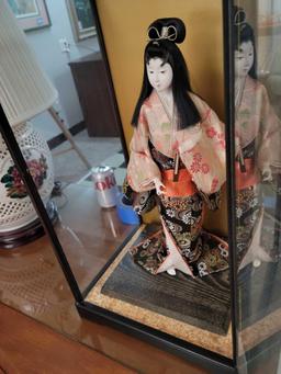 Hakata doll with nice wooden and glass case