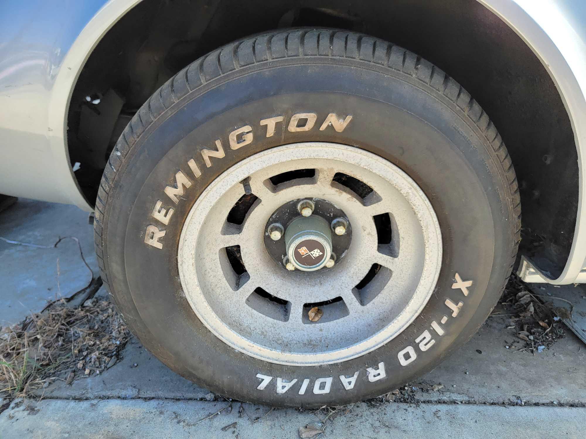 1977 corvette Odometer Says 3226 non running project car