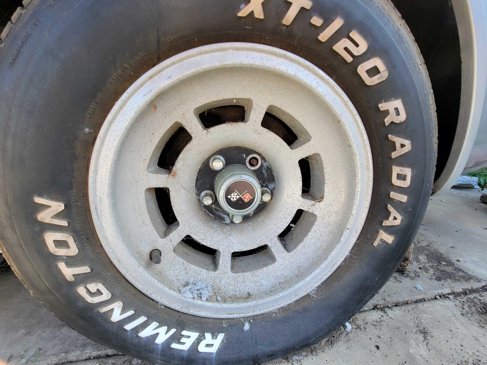 1977 corvette Odometer Says 3226 non running project car