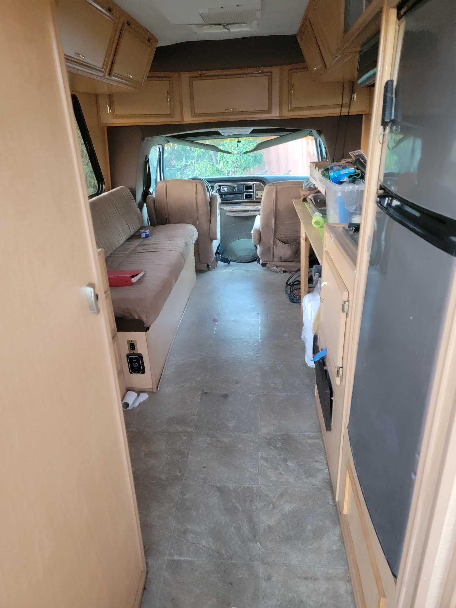 1990 Chinook 20ft Camper RV - Runs, Drives - Clean Title and Smog