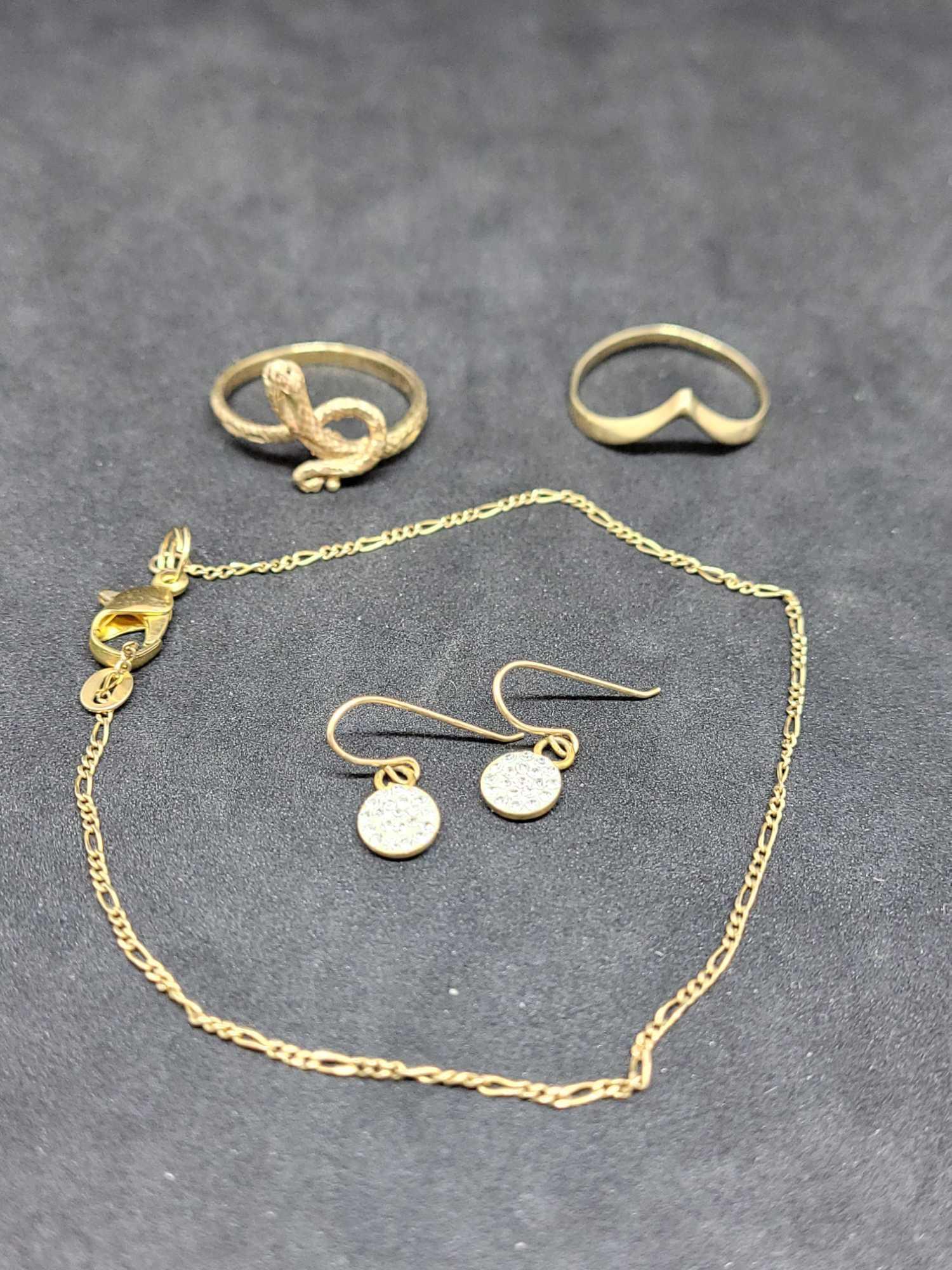 14kt gold jewelry 2 ring, earrings, and bracelet