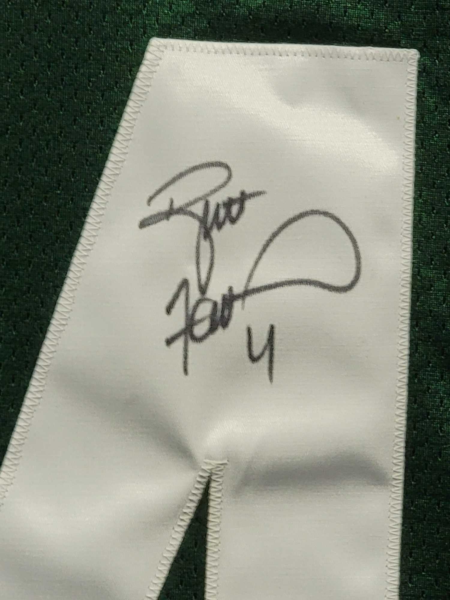 Brett Farve Signed Jersey - Greenbay Packers #4 Quarterback