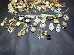 Vintage Ear Rings Lot Weiss