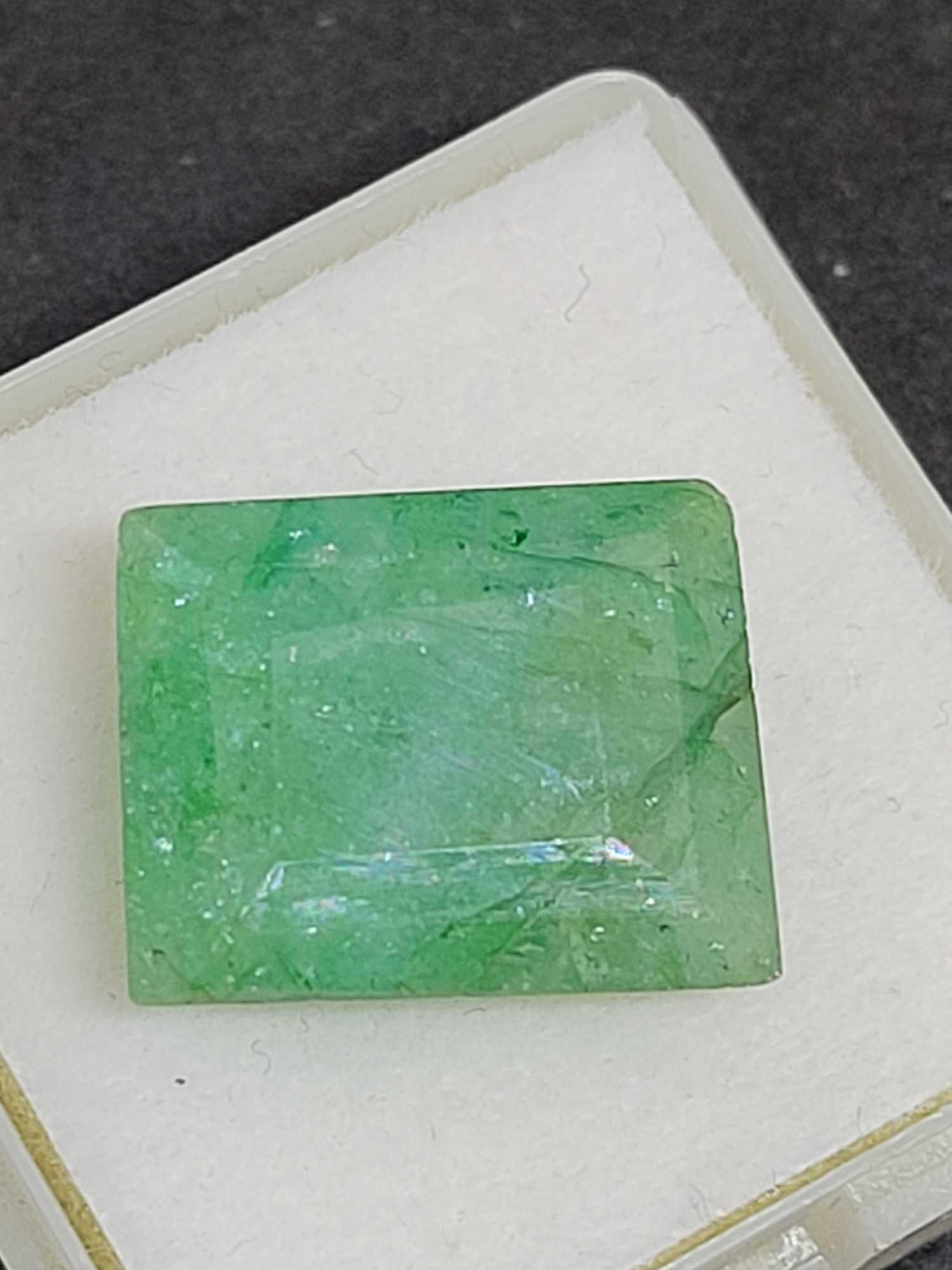 Green Emerald Huge sea green beauty 10.02ct nice earth mind gem