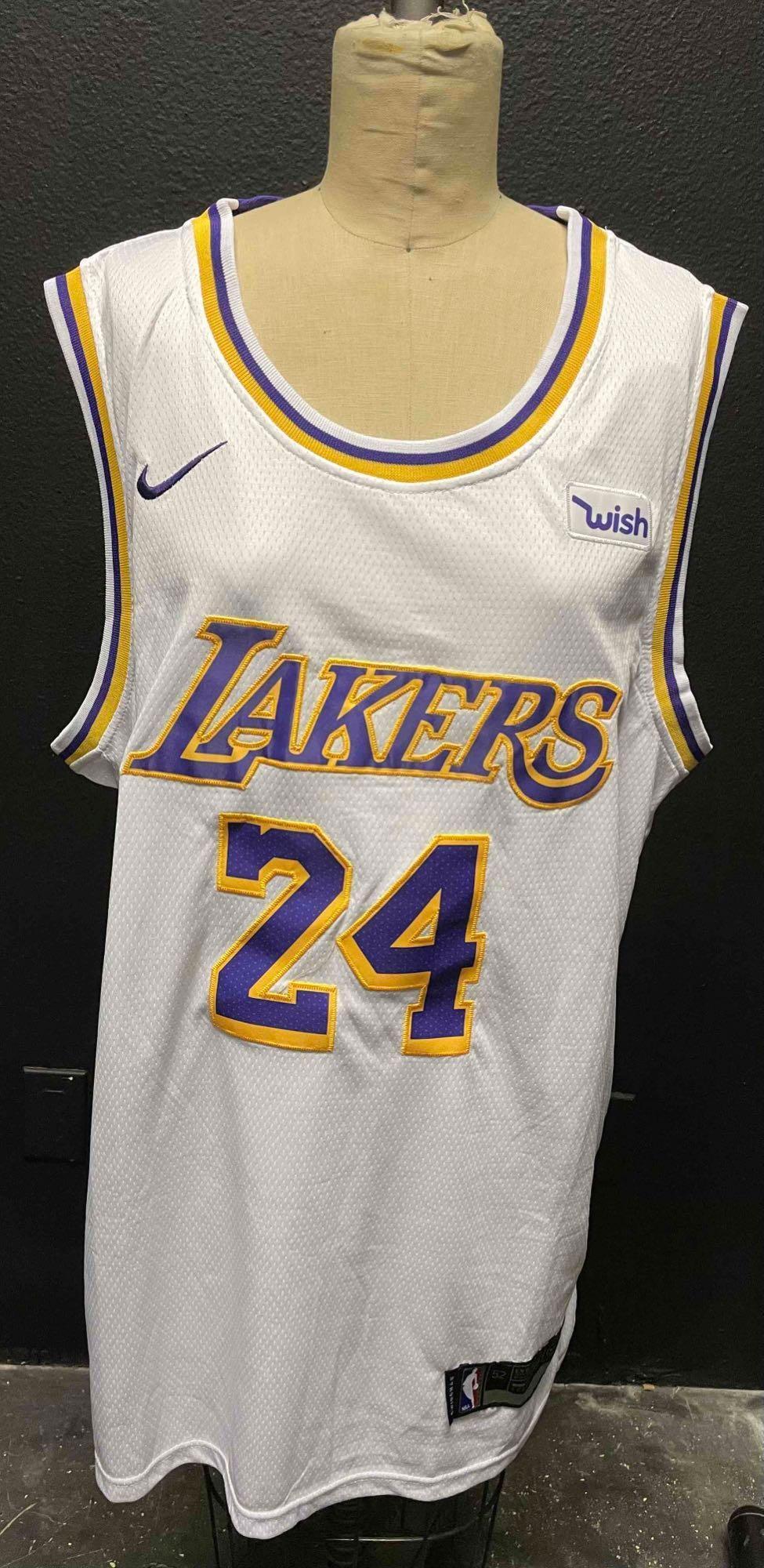 Lakers No 24 Jersey Signed by Kobe Bryant Heritage COA