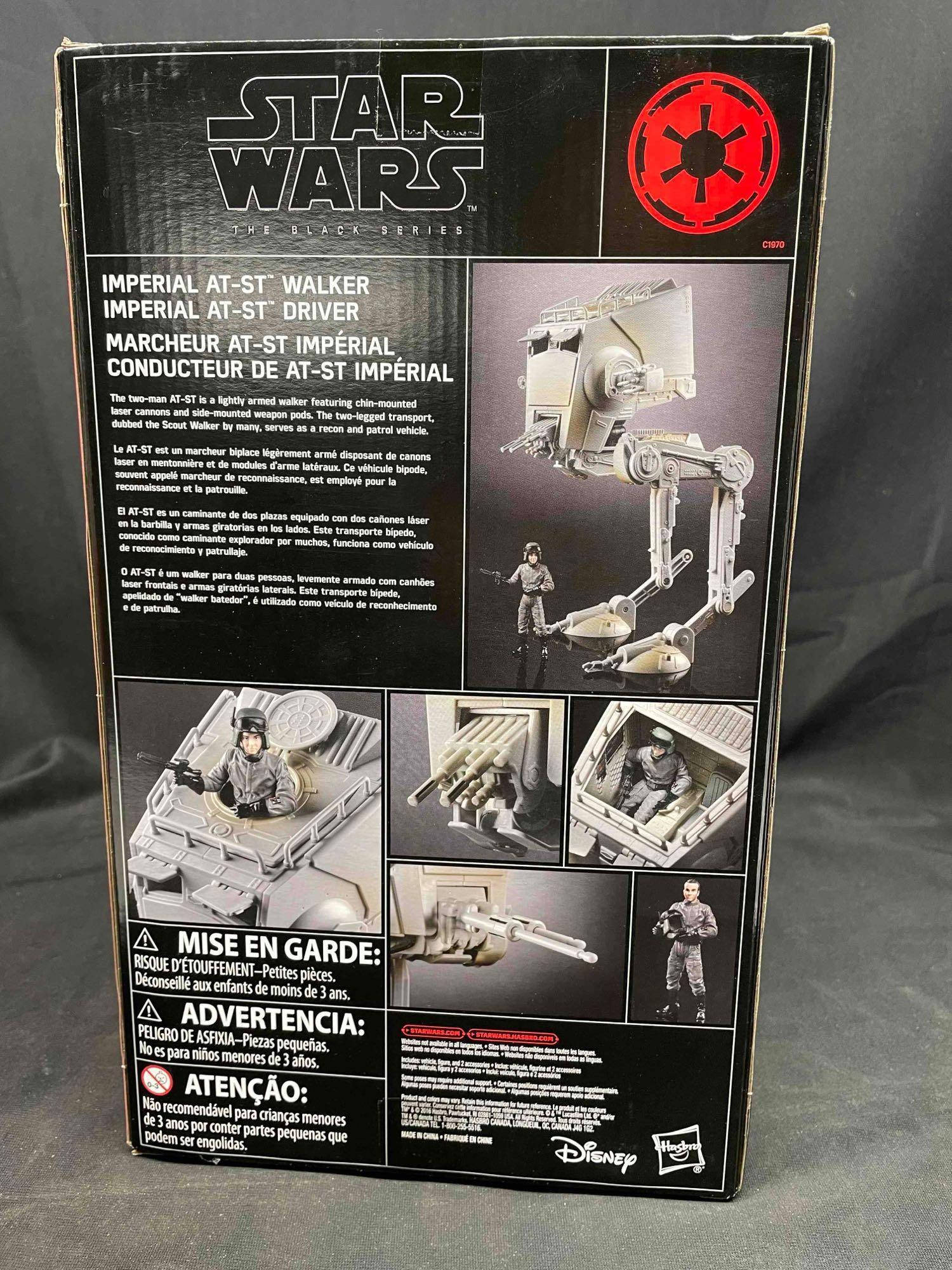 Imperial AT-ST Walker Star Wars Black Series.