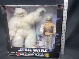 Wampa and Luke Skywalker Hoth Gear 12 inch Action Figures Collector Series