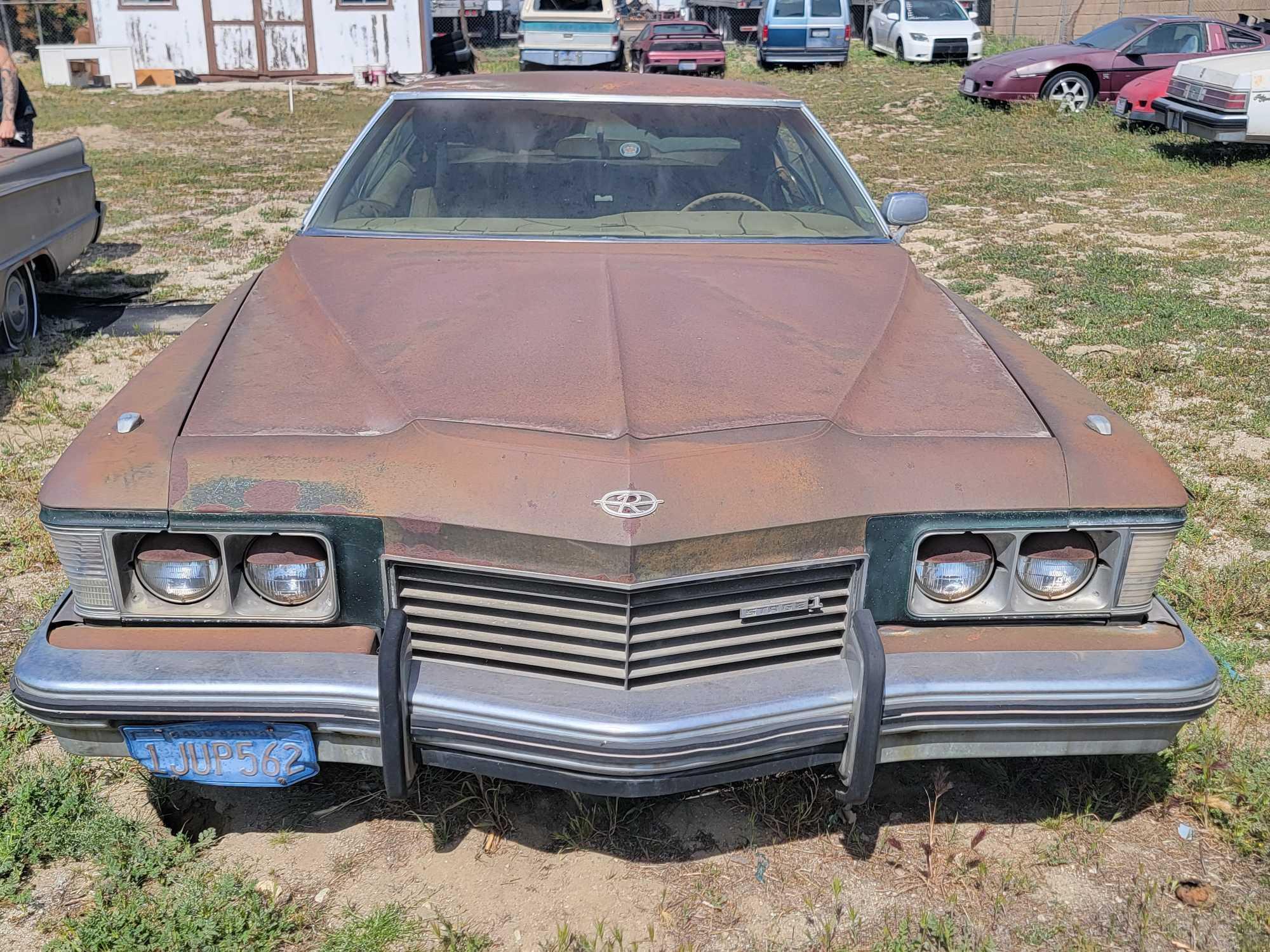 1973 Buick Riviera 2 Door Coupe Project Car with title