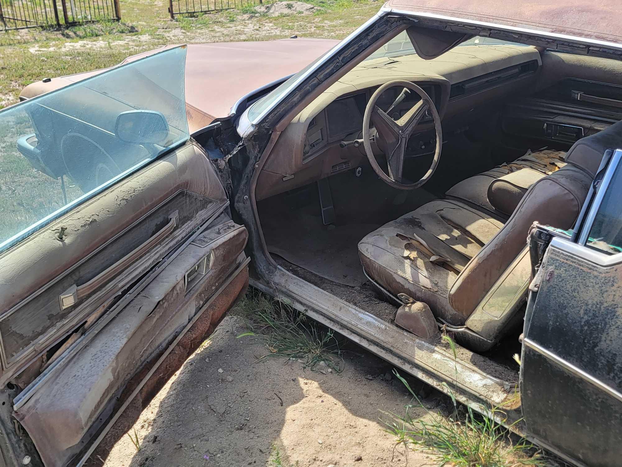 1973 Buick Riviera 2 Door Coupe Project Car with title