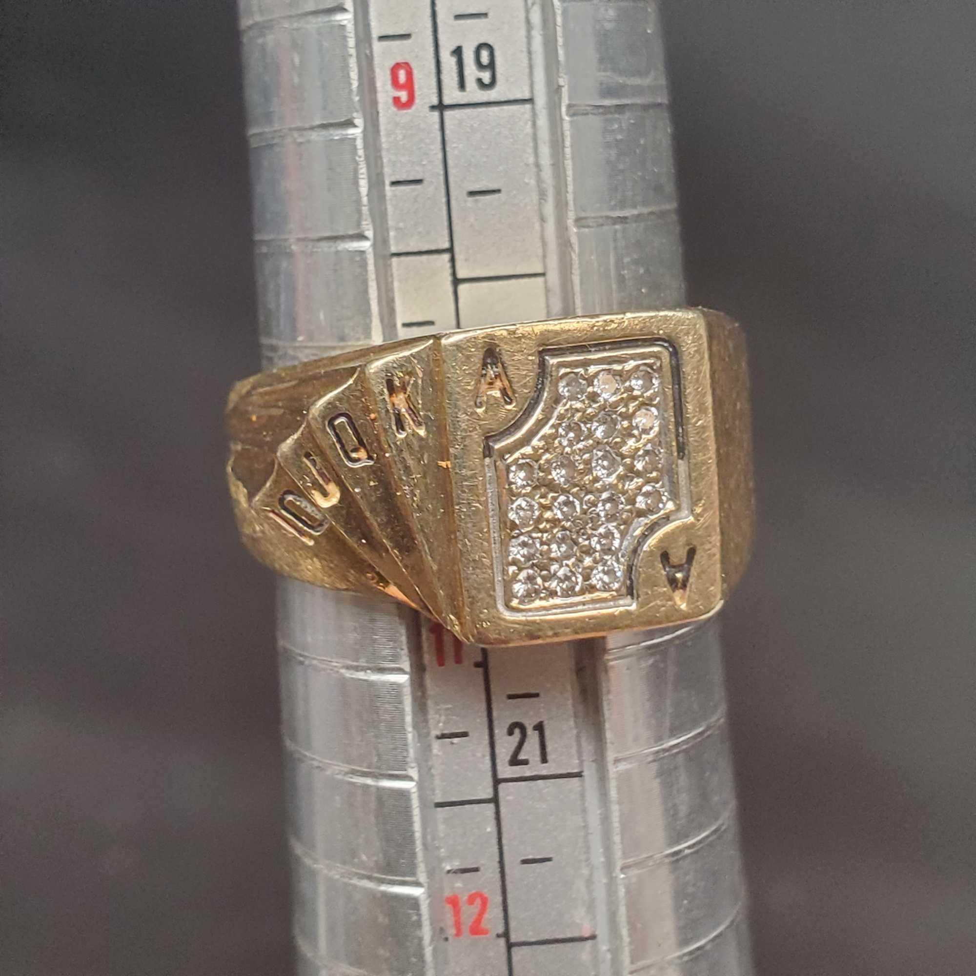 Unique 14k gold poker theme ring with small diamonds