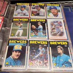 1986 Topps baseball cards 3 binders