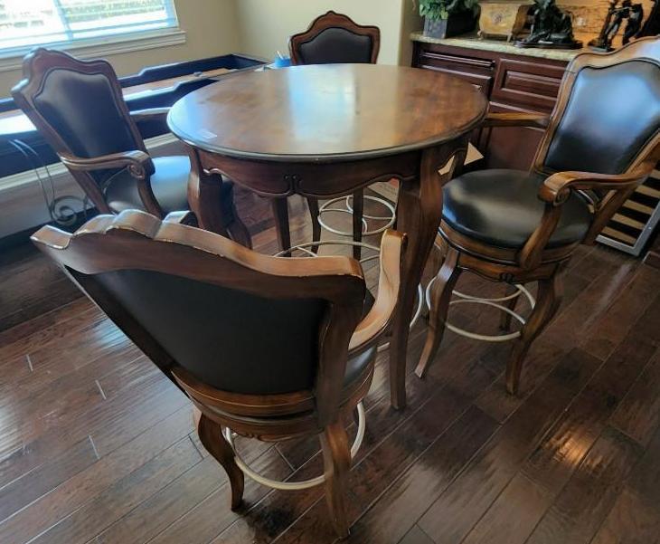 Bar Stools Round Table x4 Chairs