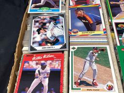 Over 2000 Baseball Cards Baseball, Football Fleer TOPPS Bo Jackson more