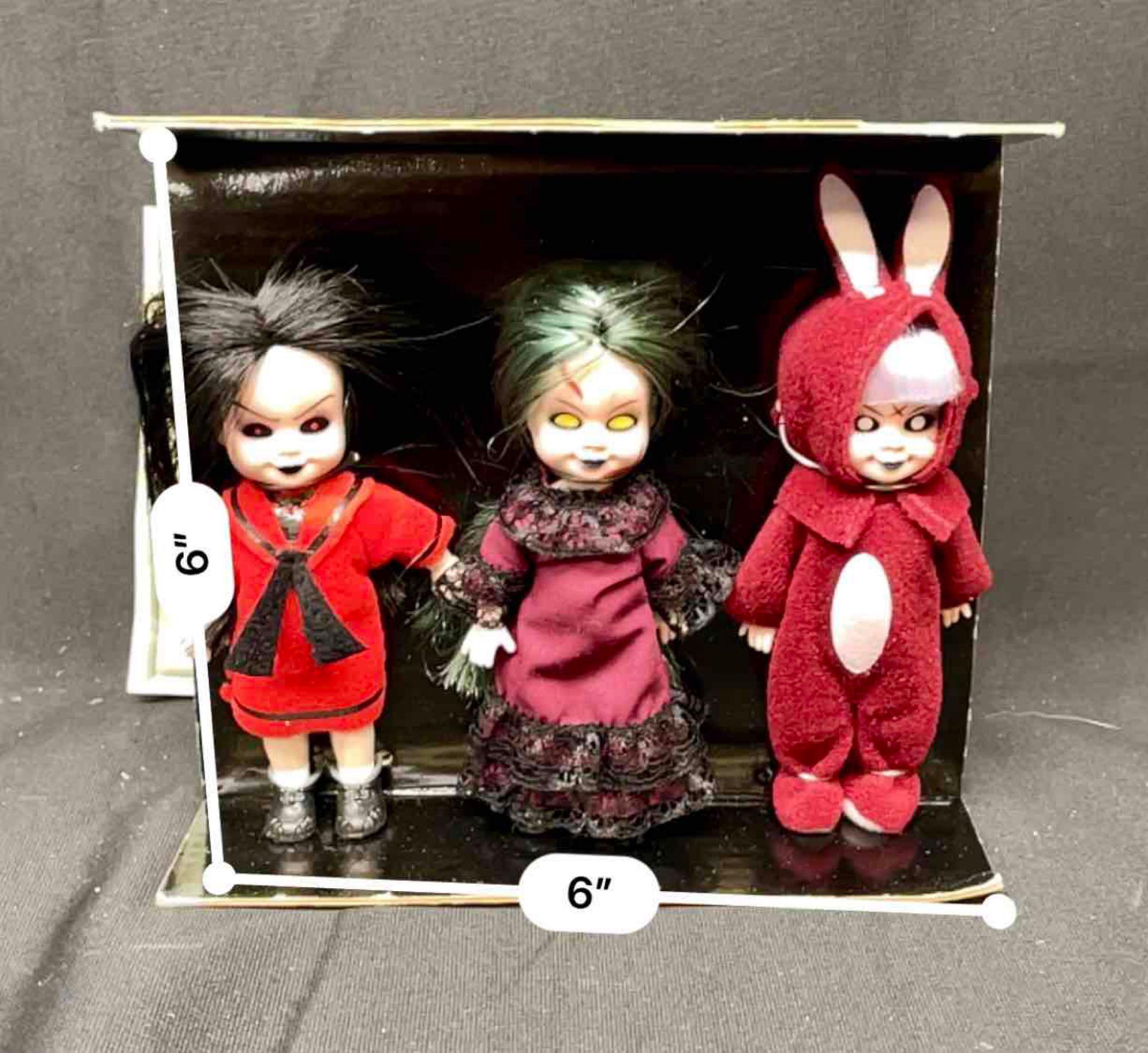 2001 Living Dead Doll Minis Limited to 999 sets Worldwide. Sadie, Posey, Eggzorcist