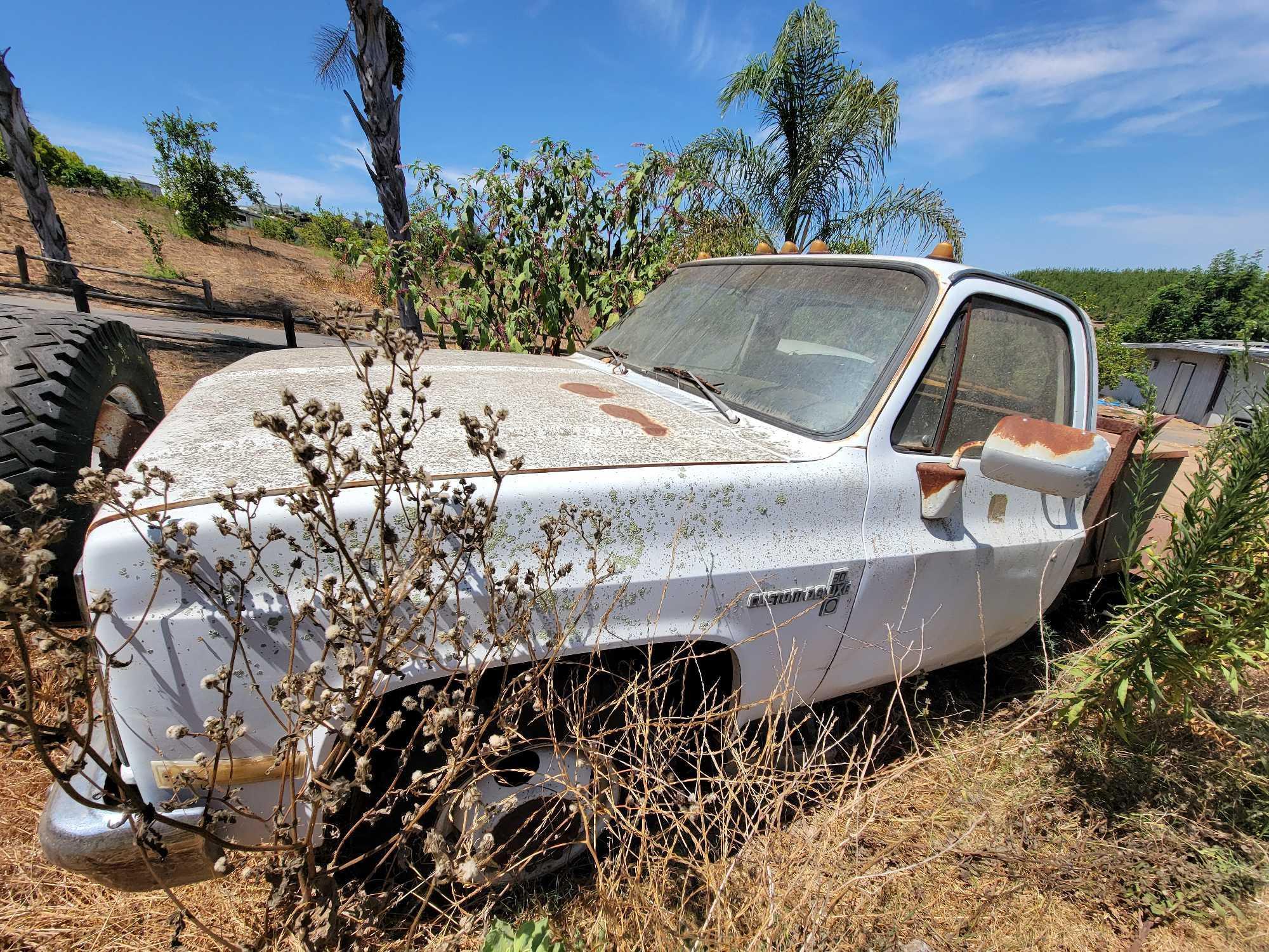 1982 Backhoe Chevrolet C30 Work Truck