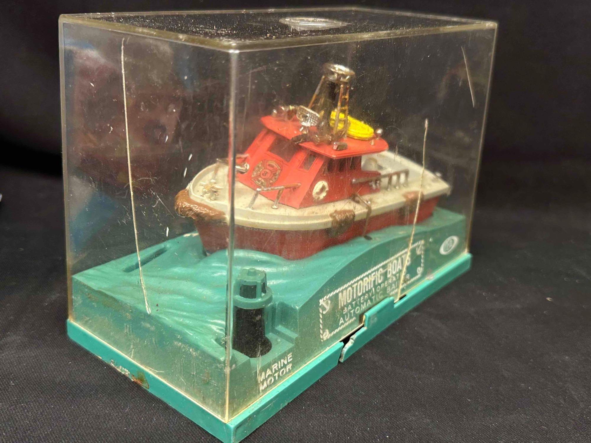 Tyco Monsoon Hovercraft and Boat Model