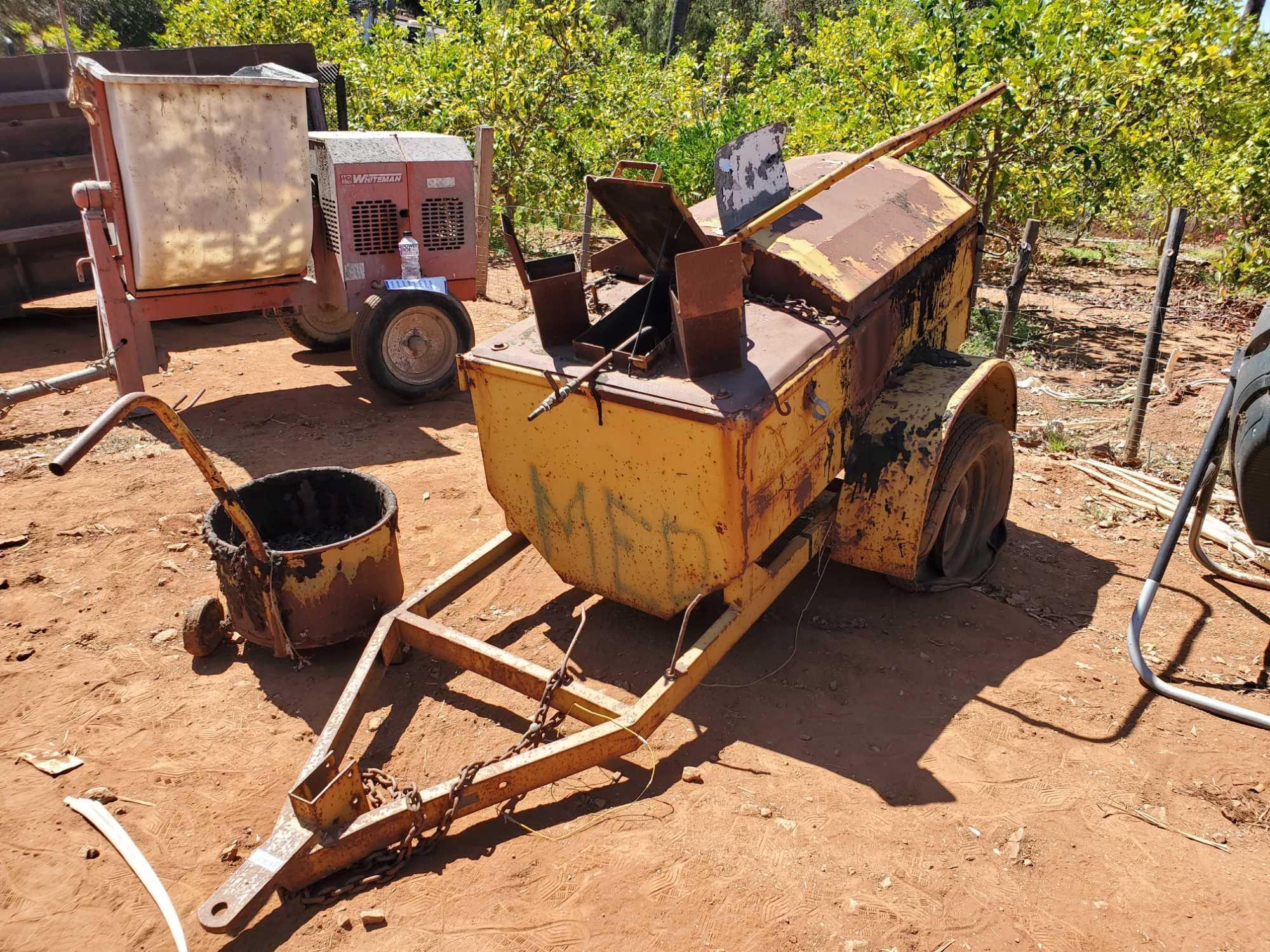 Hot Roofing Tar Trailer w/ Rolling Bucket