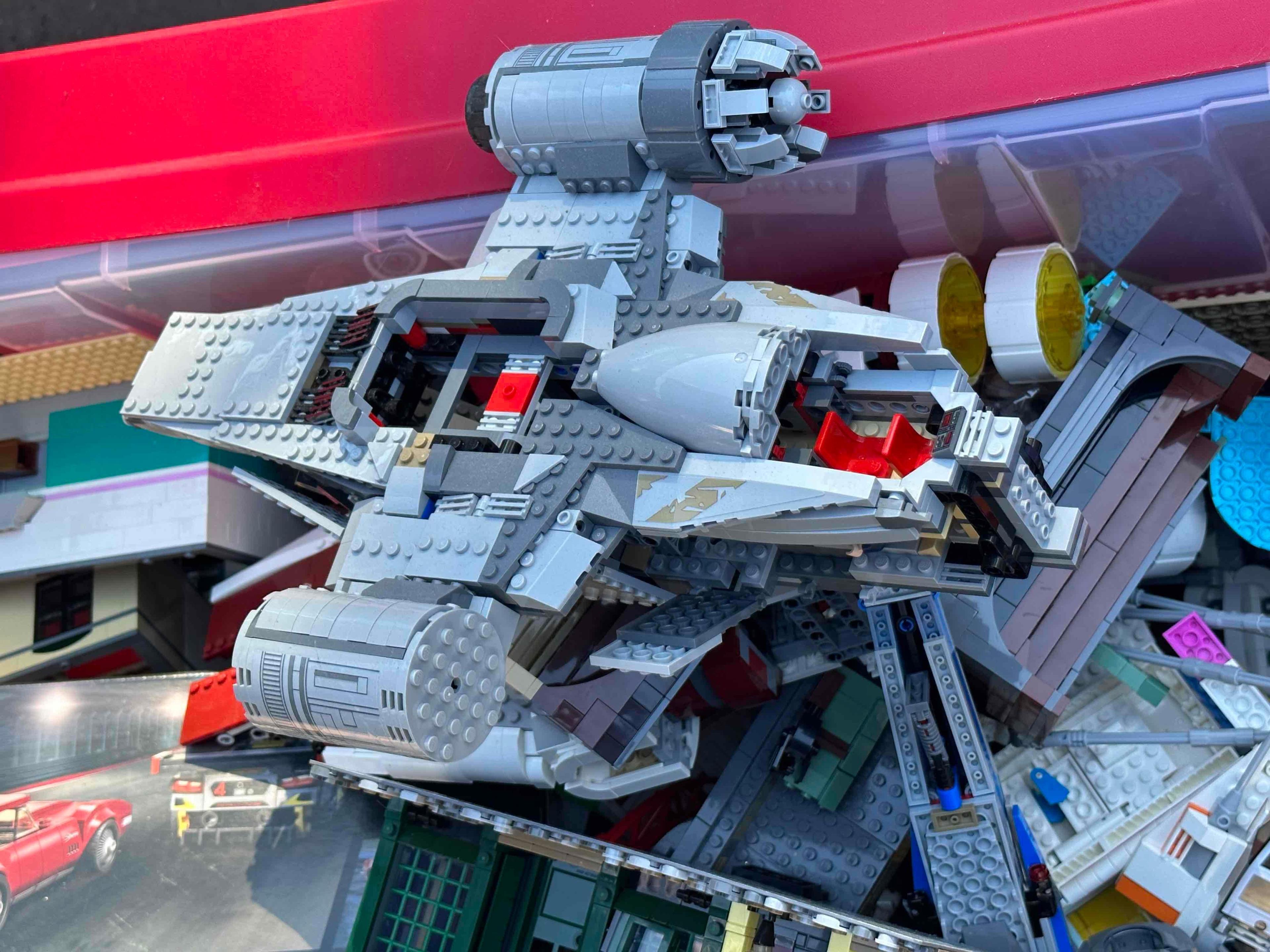 Massive 50lb 4.5 Foot Bin of Lego Sets and Figures Star Wars, Baby Yoda, Racing Cars, Alien more