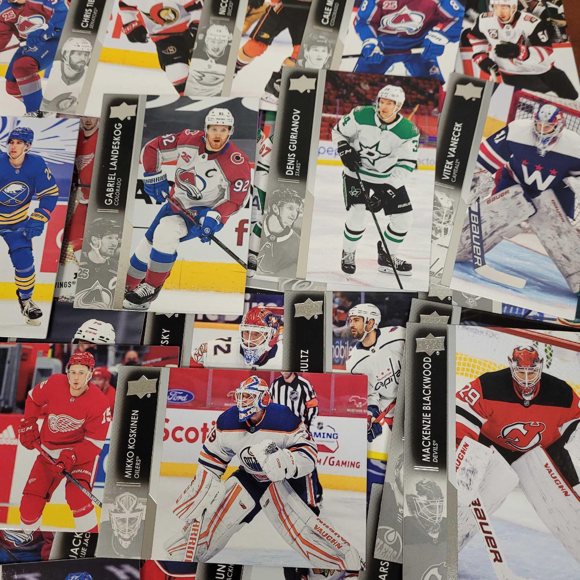 2021-22 Upper Deck NHL hockey cards