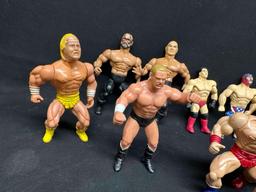 Large Lot of Vintage Wrestling Action Figures. Hasbro WWF WWE, AWA Remco, WCW more