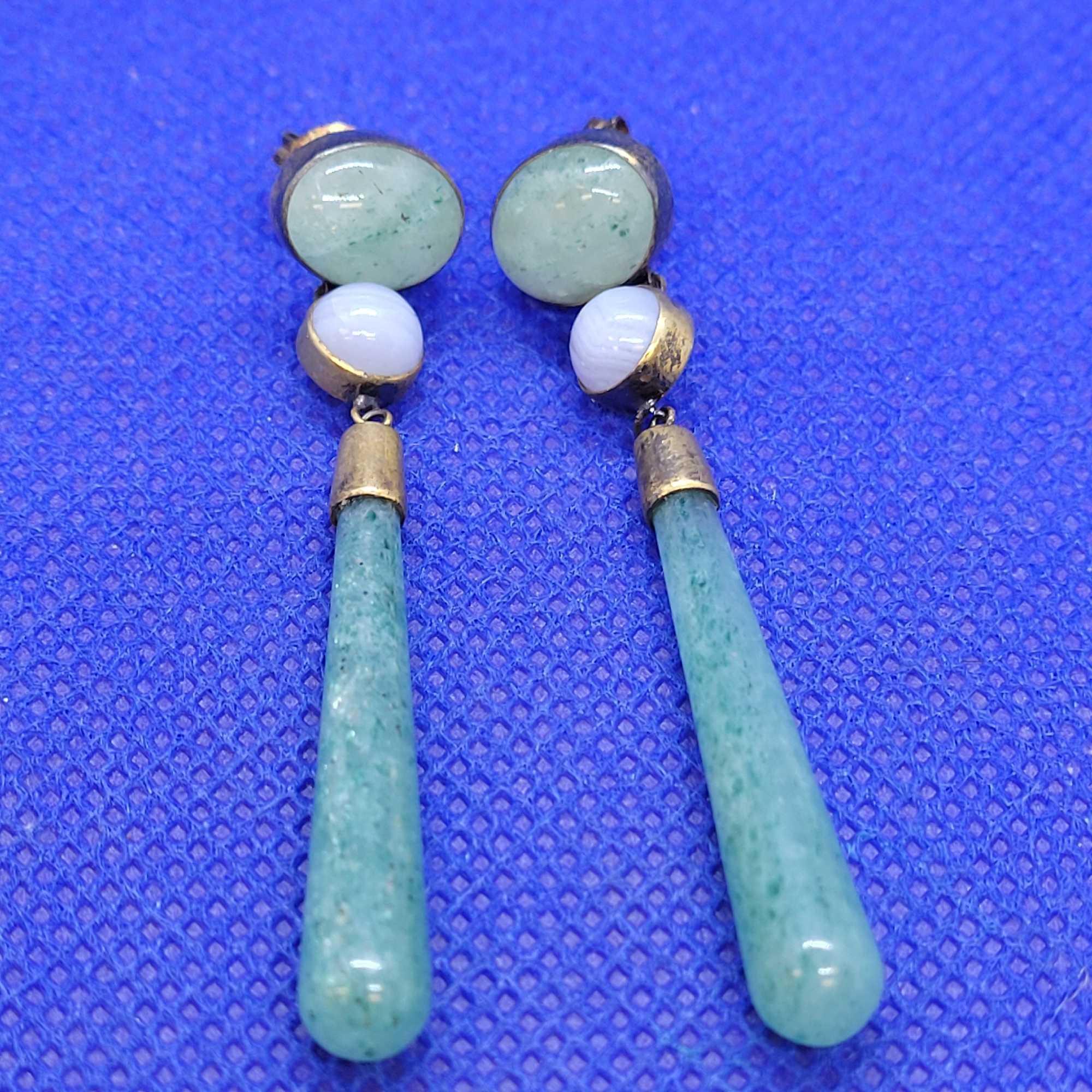 Set of Jade Necklace and Earrings 26.4 grams