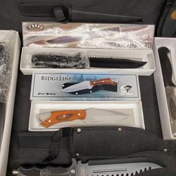 Approx. 10 game/pocket knives all NIB