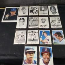 Lot of approx. 25 photographs of baseball players with signatures no authentication