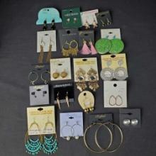 Lot of approx.20 pairs of costume jewelry earrings