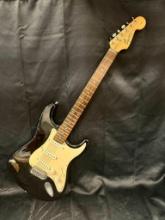 Fender Squier Stratocaster Electric Guitar YN749435