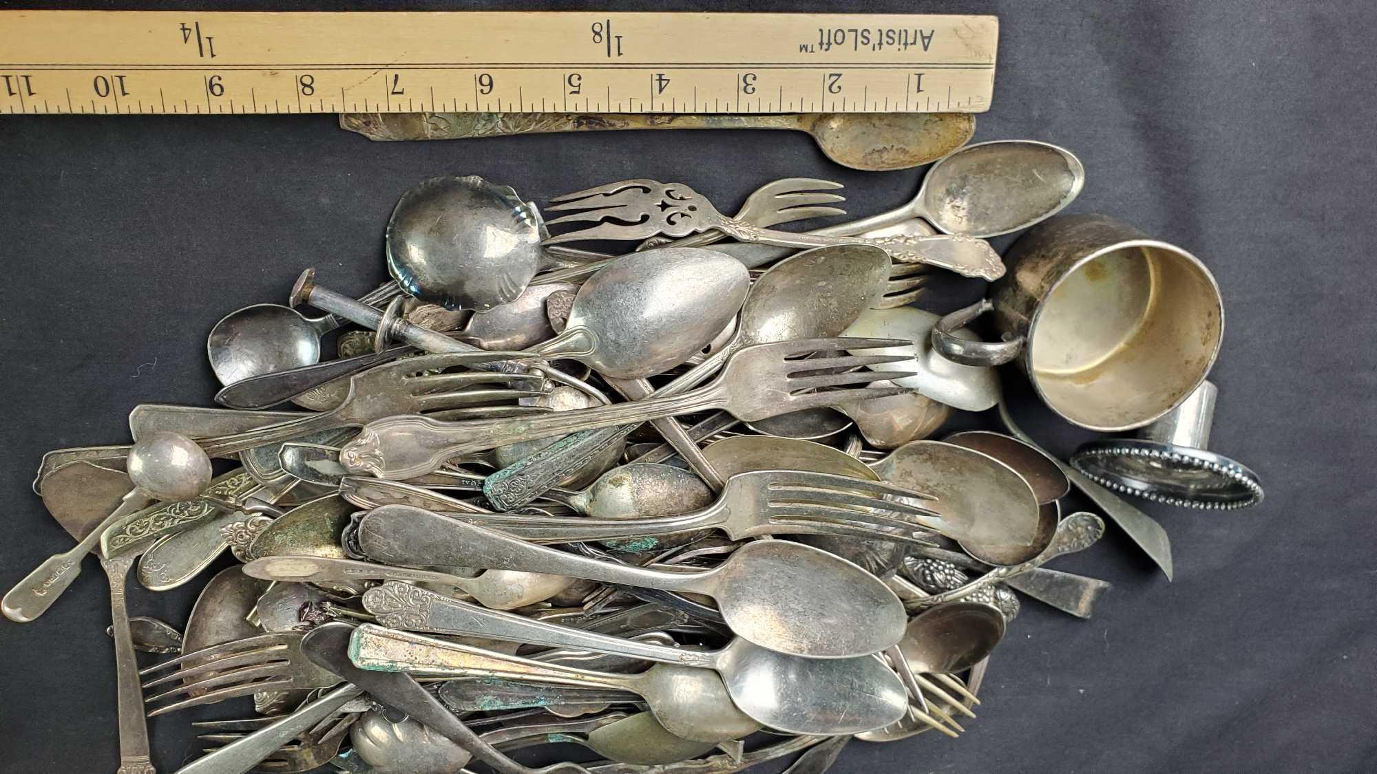 Silverplate silverware/utensils etc.wallace Community Reed and Barton Rodgers Bros. International