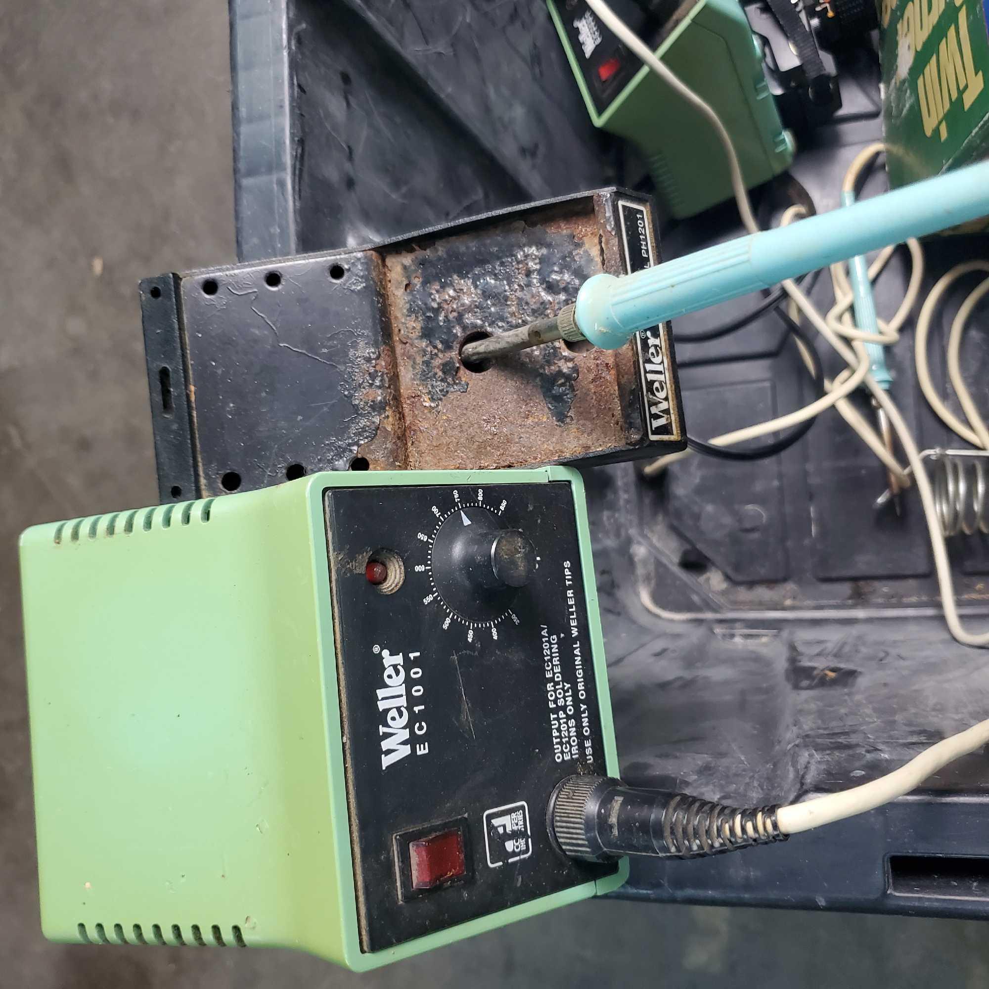 Bin misc. Creatland twin burner soldering irons Freud resin battery clock SI camera