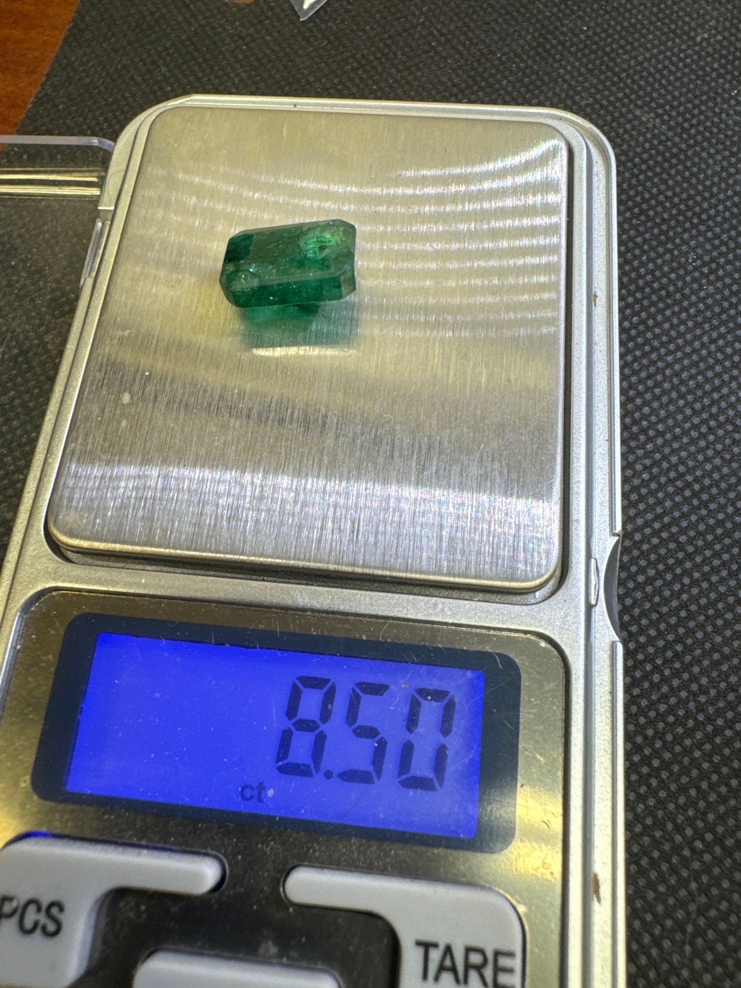 Emerald Cut Green Emerald gemstone 8.50ct