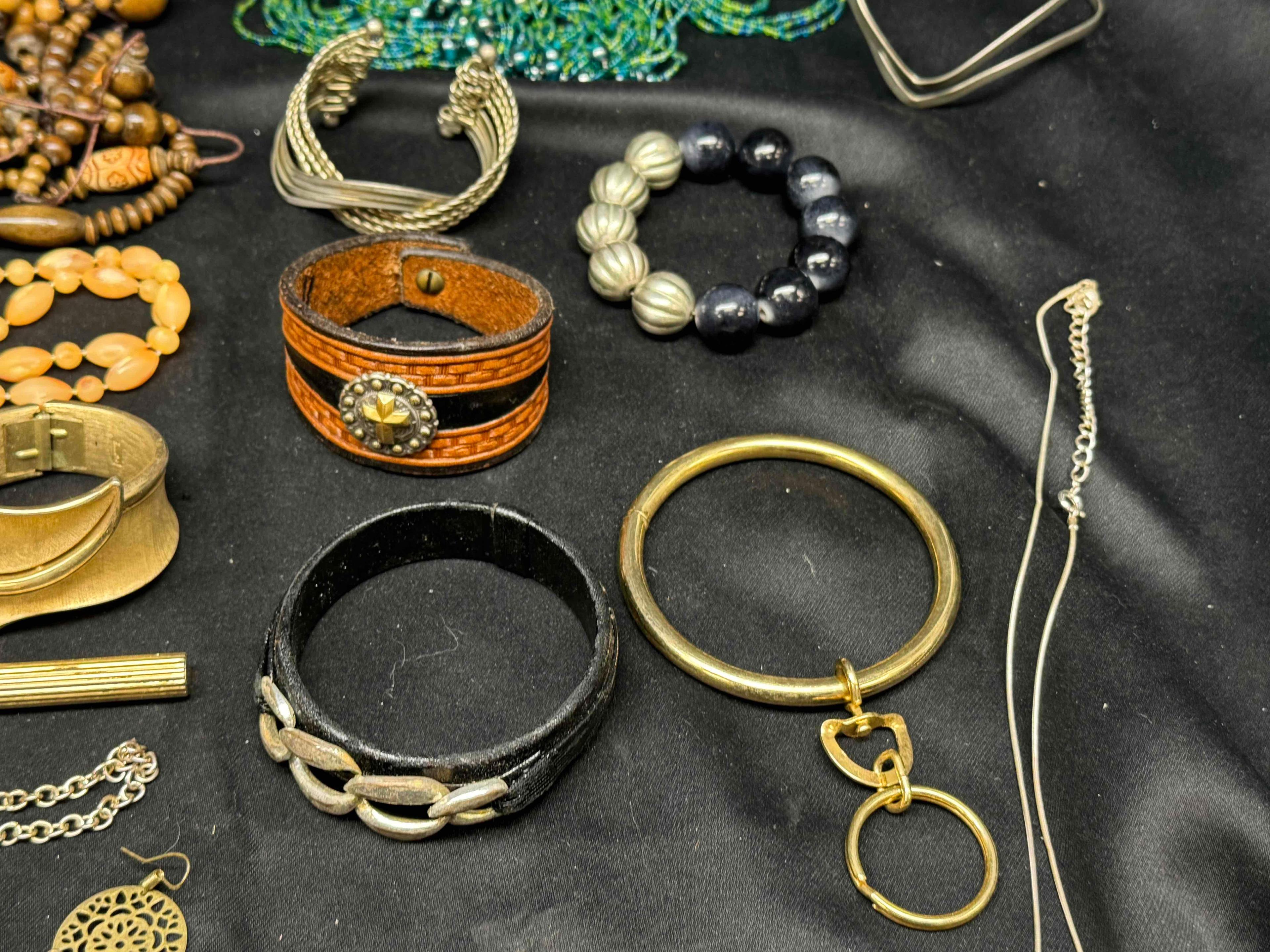 Fancy Costume Jewelry . Necklaces, Bracelets, Rings, Old Keys more