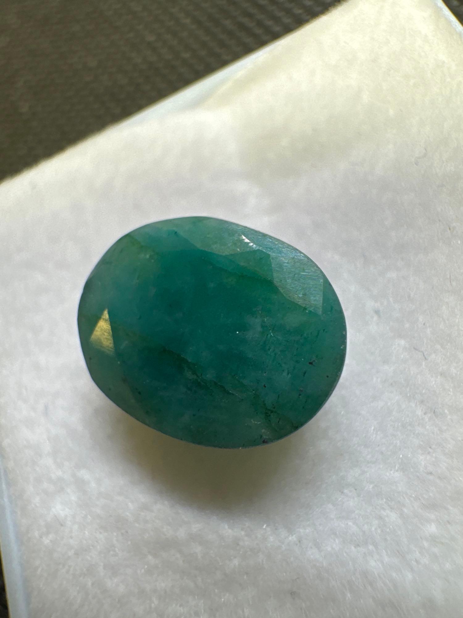 Oval Cut Green Emerald Gemstone 7.95ct