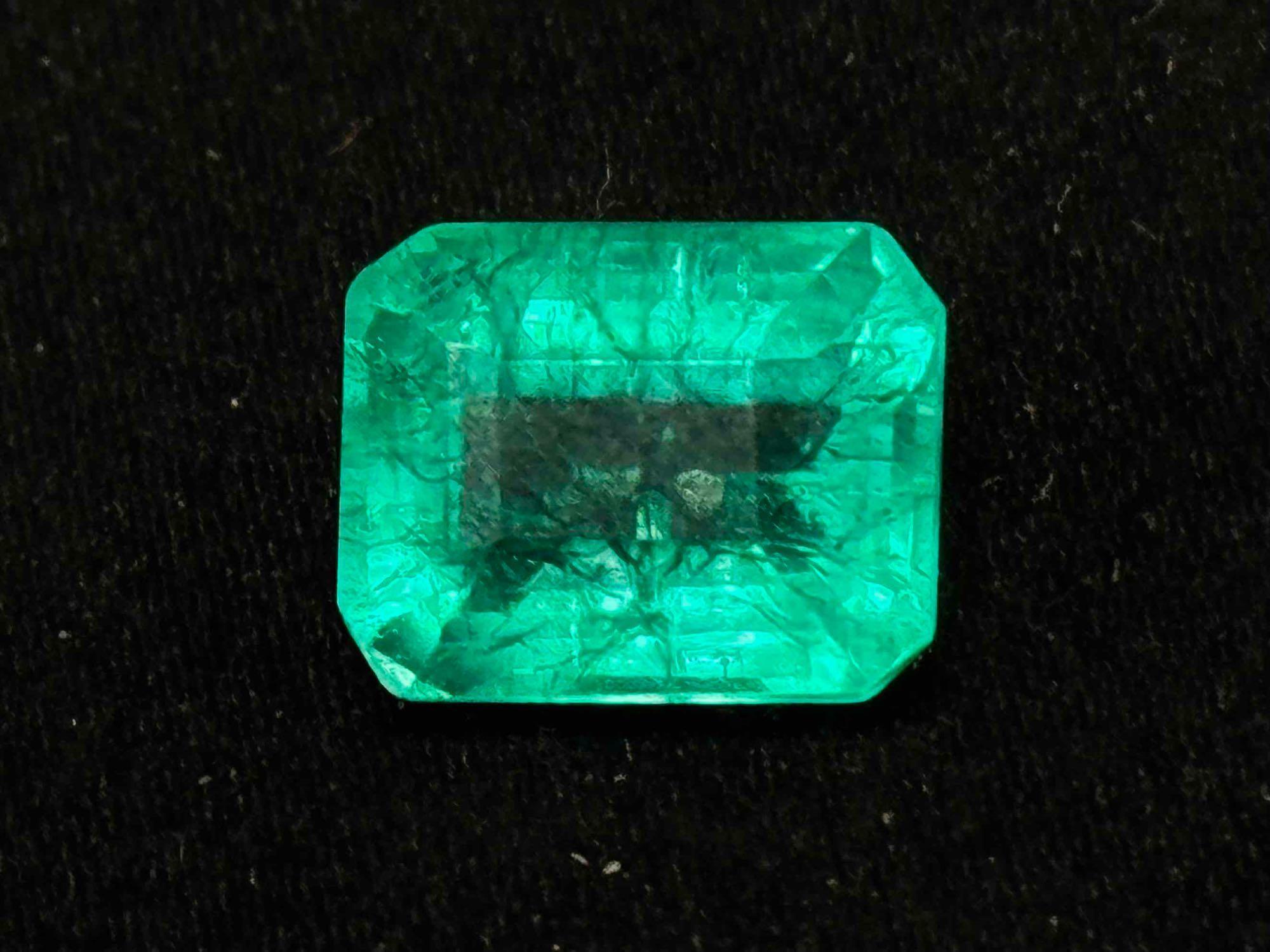 10.2ct Emerald Cut Emerald Gemstone