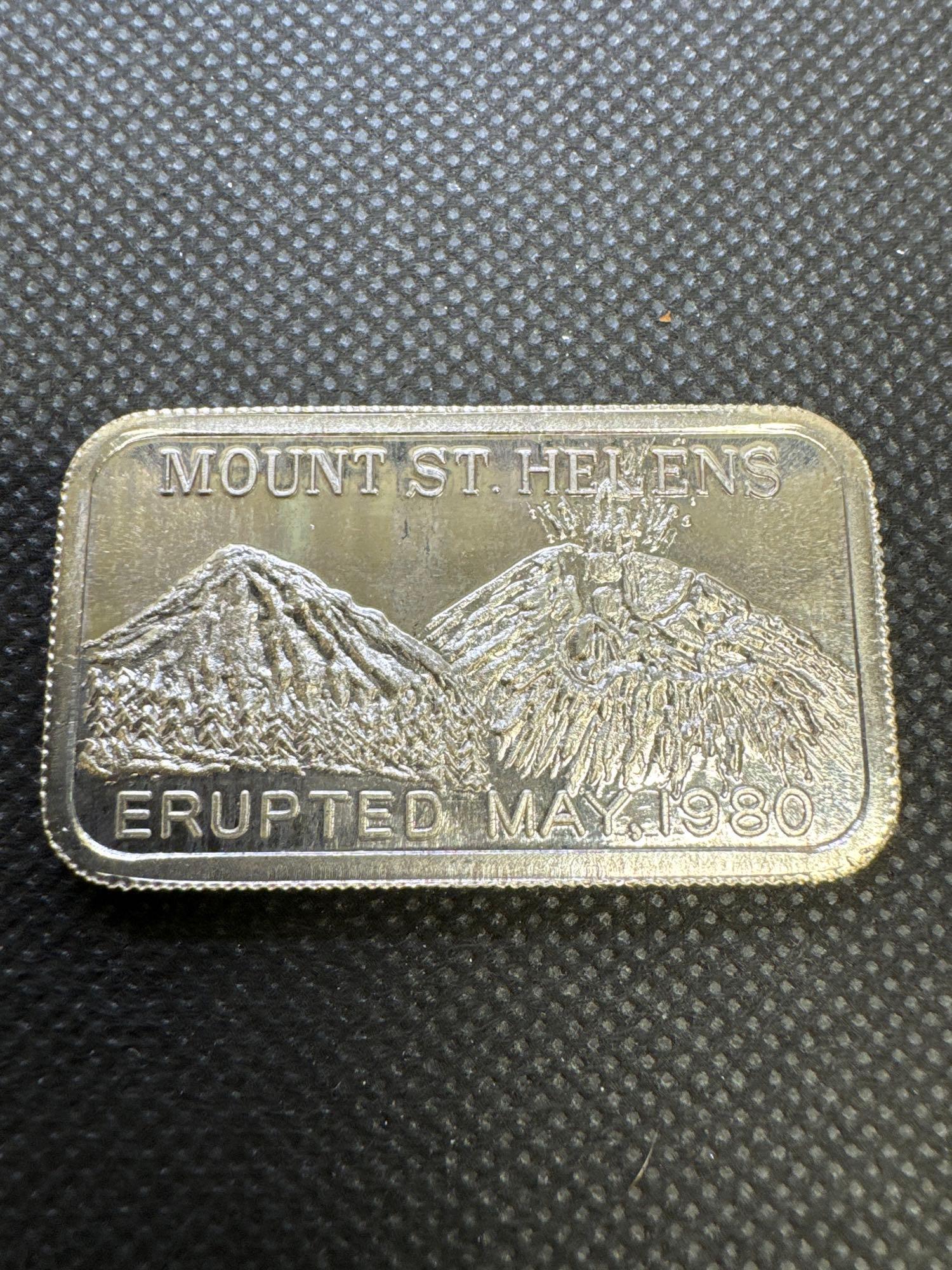 2x Mount St Helen?s 1 Troy Oz .999 Fine silver Bullion Bars